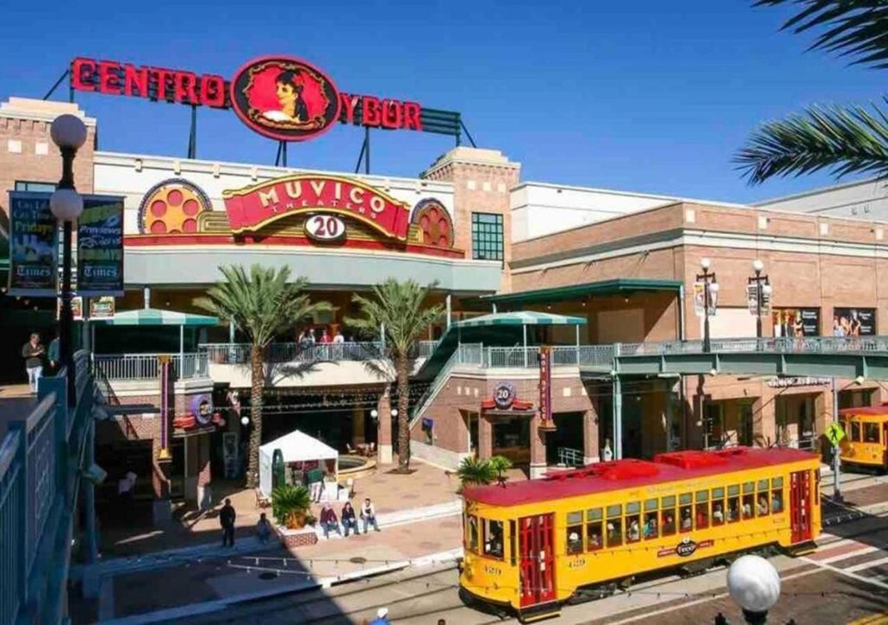 Busch Gardens Bliss Suite -1 Tampa Exterior photo